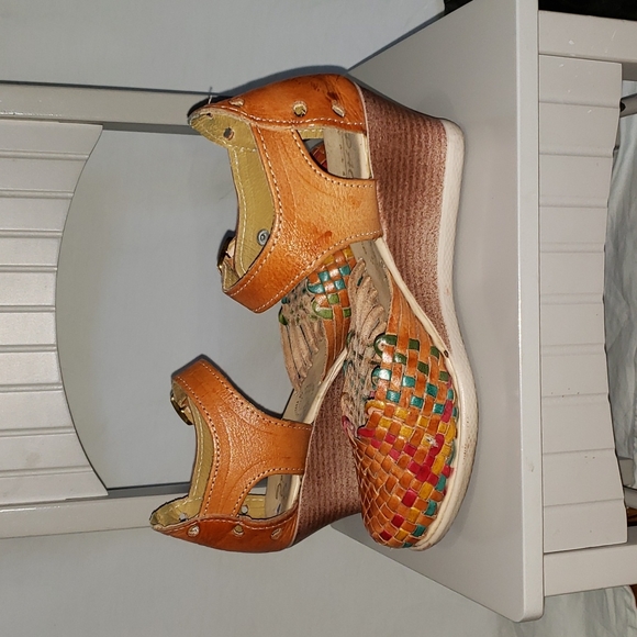 Paola Calzado huarache style wedges - Picture 3 of 6